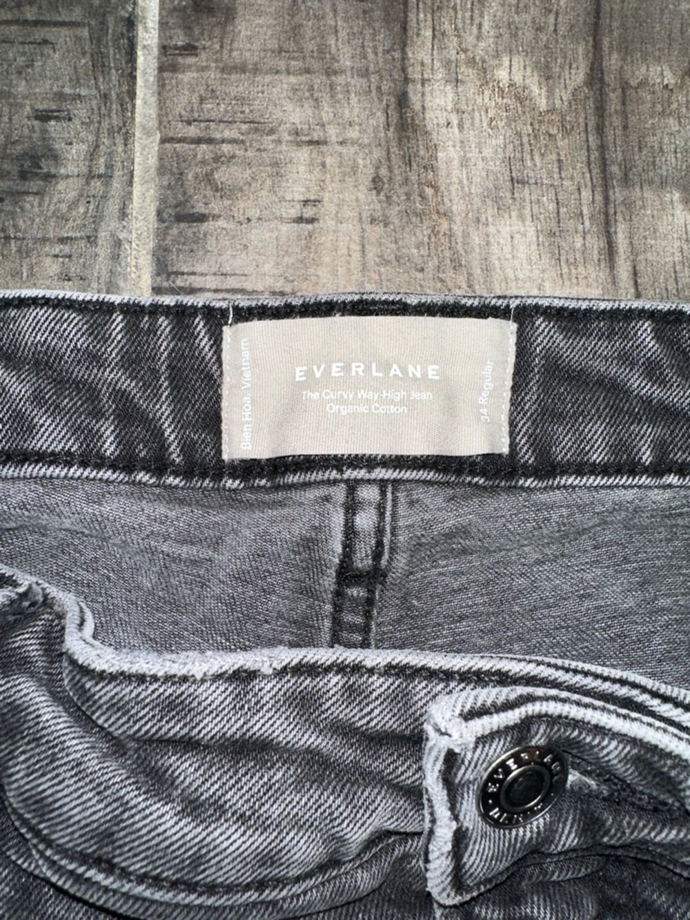 Everlane Curvy Way-High Jeans - Picture 2 of 11